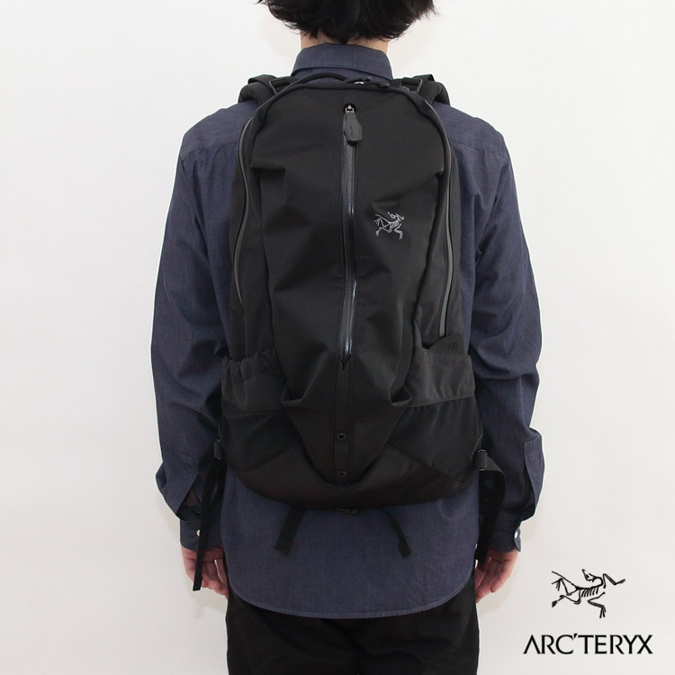 Arc Teryx アークテリクス Arro22 アロー22 Stealth Black