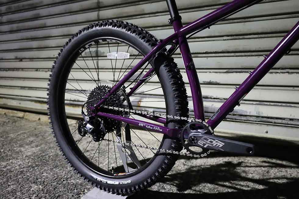 街乗りに最適なMTB SURLY KARATE MONKEY | TWOPEDAL (ツーペダル)